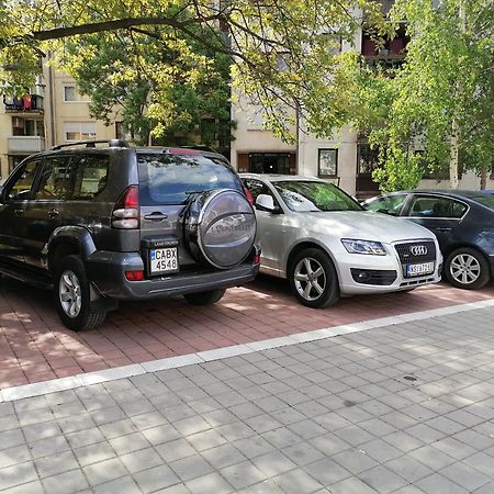 Kingston Apartman Pirot Kültér fotó