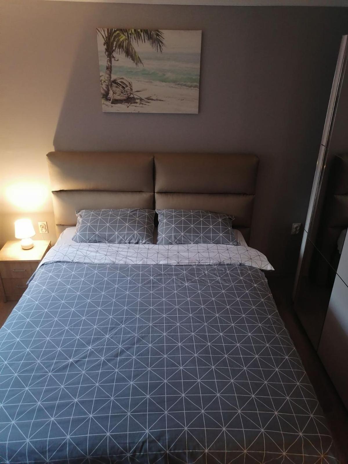 Kingston Apartman Pirot Kültér fotó