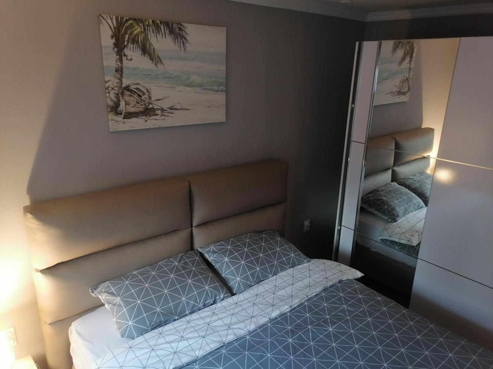 Kingston Apartman Pirot Kültér fotó